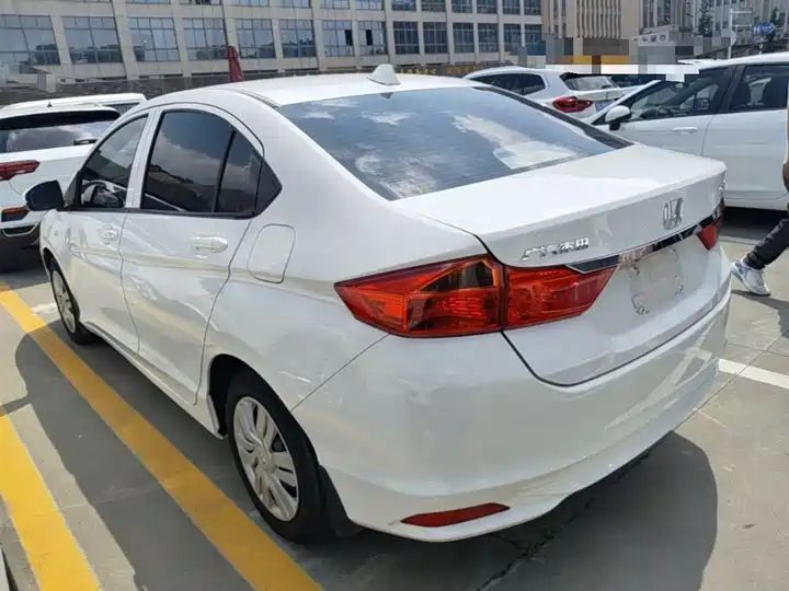 2017 China Used Car Export Available 4