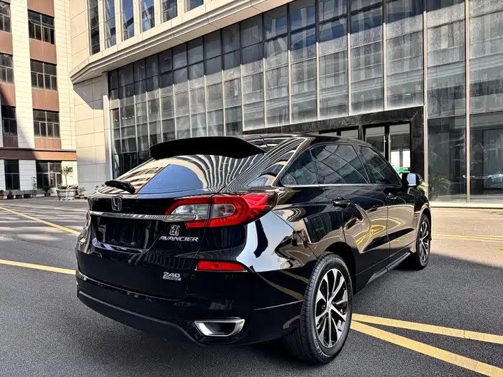 Avancier Vehicles Available for China Used Car Global Export 6