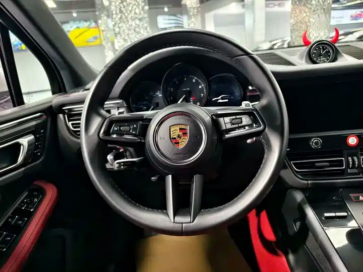 Premium 2016-2025 Porsche Macan Luxury SUV On Sale 10