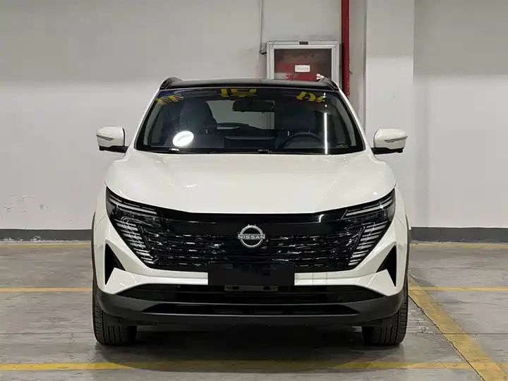 Durable Nissan Qashqai 2016-2025 1
