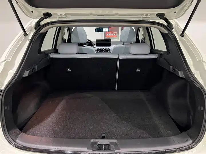 Durable Nissan Qashqai 2016-2025 6