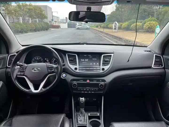 1.6T DCT 2WD Smart Trim 11