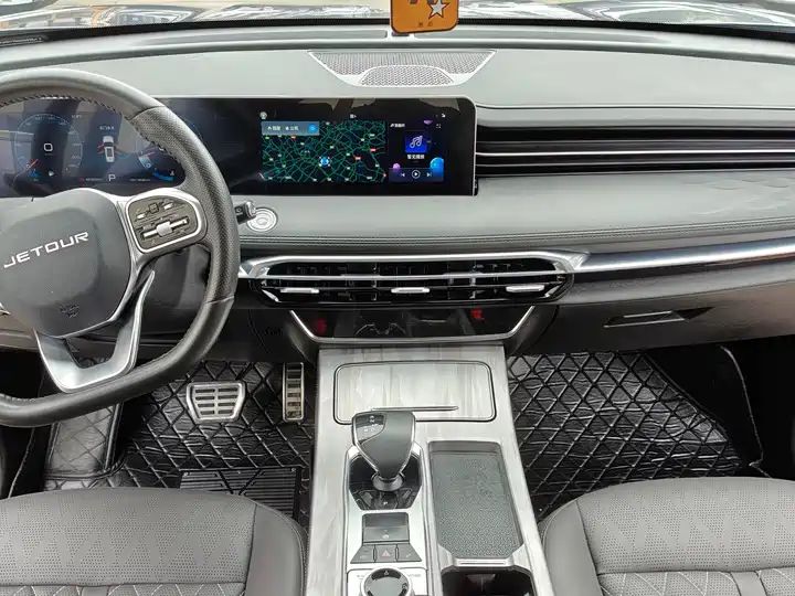 1.6T DCT Warrior, 7-Seater | China Used Car Export 8