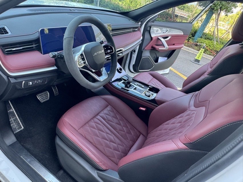 Warrior 1.6T DCT 7-Seater | Quality Used Car Export from China 9