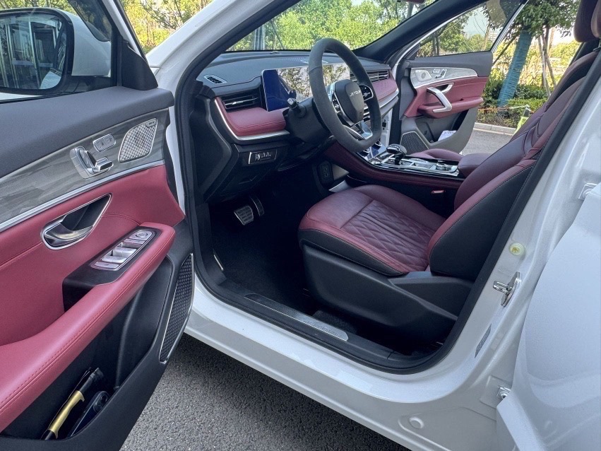 Warrior 1.6T DCT 7-Seater | Quality Used Car Export from China 10