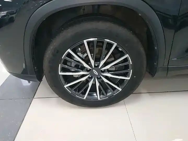 Chery Tiggo 8 2025 230TCI Automatic Luxury 5-Seater Excellence Edition 22