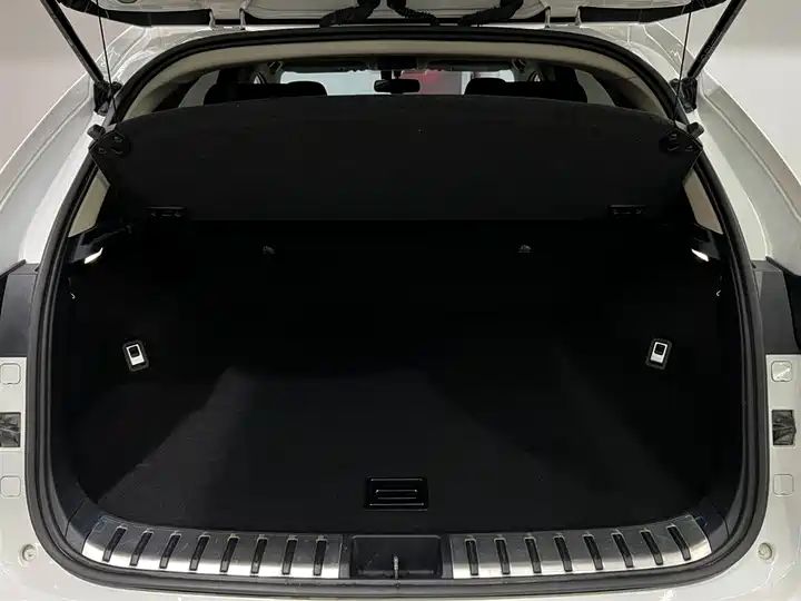 2018 200 FWD Comfort Grade, China Used Car Export 6