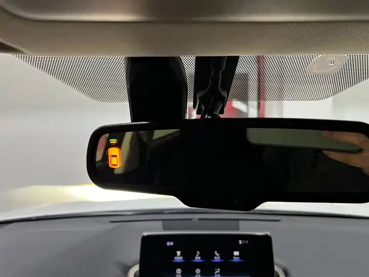 2018 200 FWD Comfort Grade, China Used Car Export 15