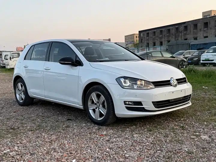 230TSI Automatic Comfort Millionth Edition | China Used Car Export 1