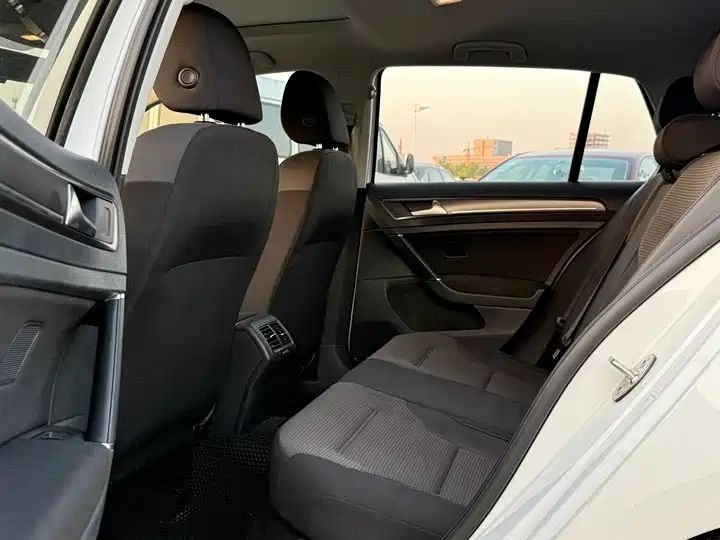 230TSI Automatic Comfort Millionth Edition | China Used Car Export 7