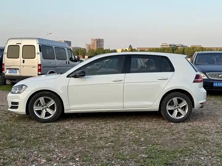 230TSI Automatic Comfort Millionth Edition | China Used Car Export 12