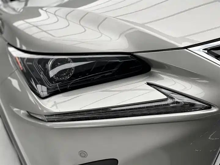 AWD Fashion Edition | China Used Car Export 10