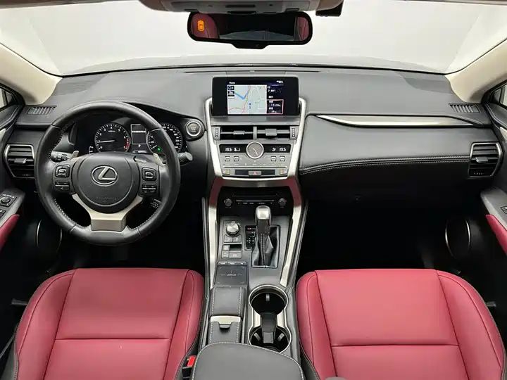 AWD Fashion Edition | China Used Car Export 18