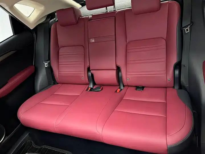 AWD Fashion Edition | China Used Car Export 19