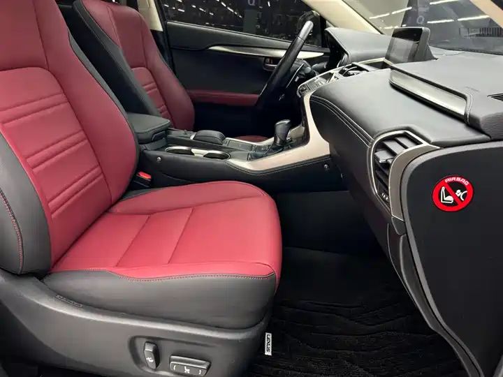 AWD Fashion Edition | China Used Car Export 20