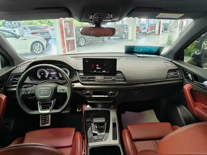 40 TFSI Luxury Dynamic | China Used Car Export 7
