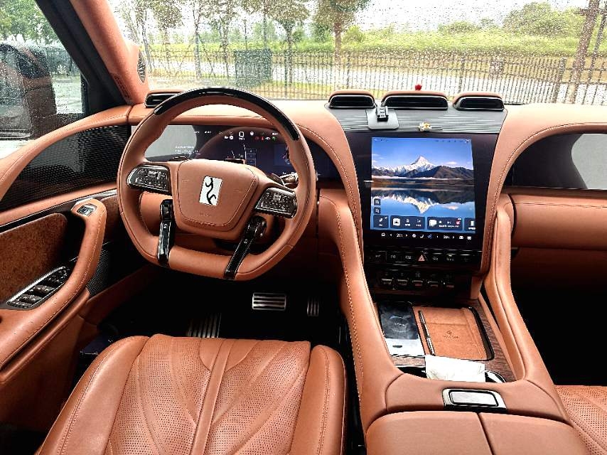 Luxury Edition | Chinese Used Car Export 3