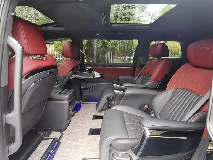 Master Series Super Hybrid Luxury MPV, Premium Second Hand Chinese Business MPV Wholesale for Export 7