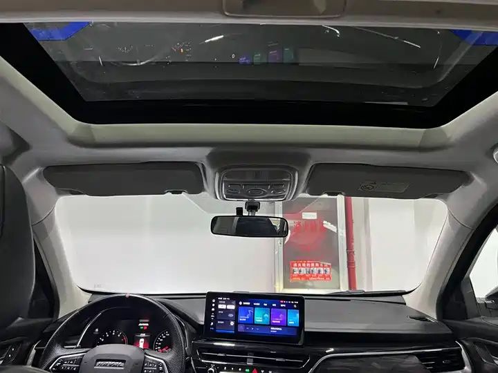 1.5T Auto City Version, Popular Compact Used SUV Export from China 10