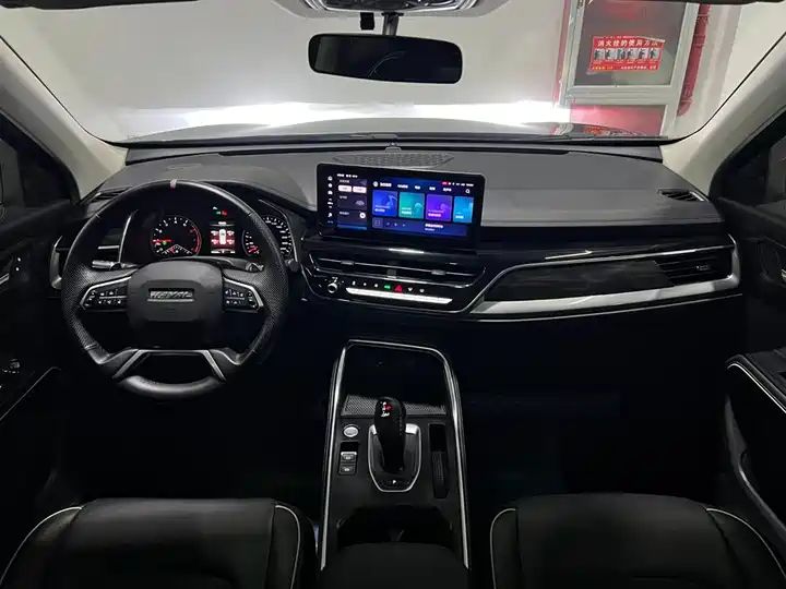 1.5T Auto City Version, Popular Compact Used SUV Export from China 11