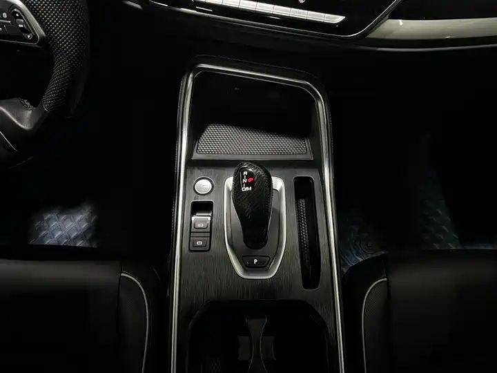 1.5T Auto City Version, Popular Compact Used SUV Export from China 13