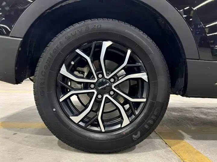 1.5T Auto City Version, Popular Compact Used SUV Export from China 17