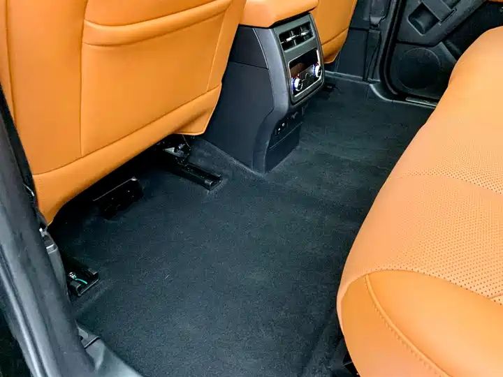 2.4T Diesel 4WD Extreme Edition, Second Hand Chinese Off-road SUV Wholesale for Export 25