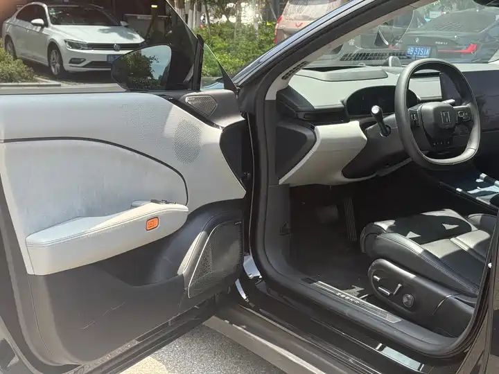 Enhanced Version 75kWh | Used EV Export from China 4