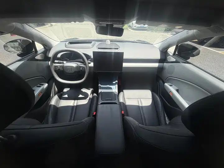 Enhanced Version 75kWh | Used EV Export from China 8