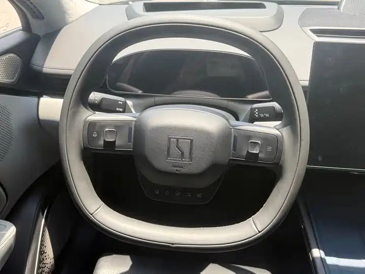 Enhanced Version 75kWh | Used EV Export from China 9