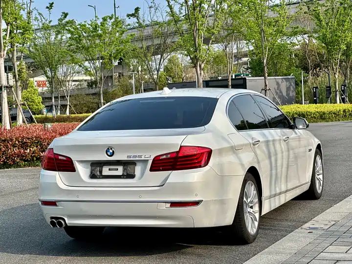 Luxury Design Package | Used Sedan Export from China 4
