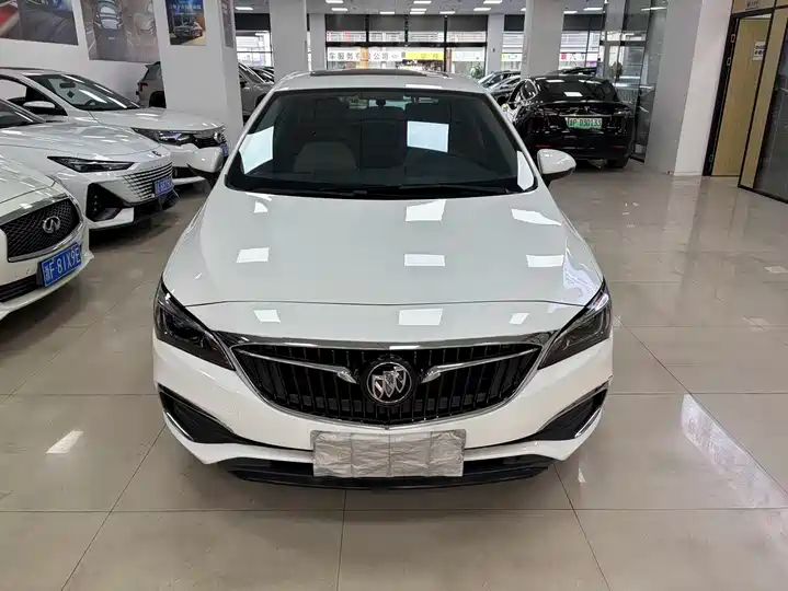 15S Automatic Leading Edition | Used Car Export from China 1