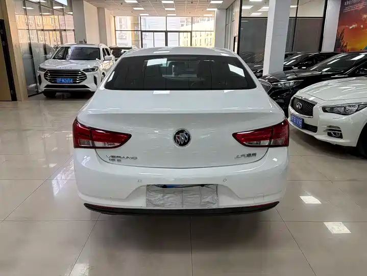 15S Automatic Leading Edition | Used Car Export from China 3