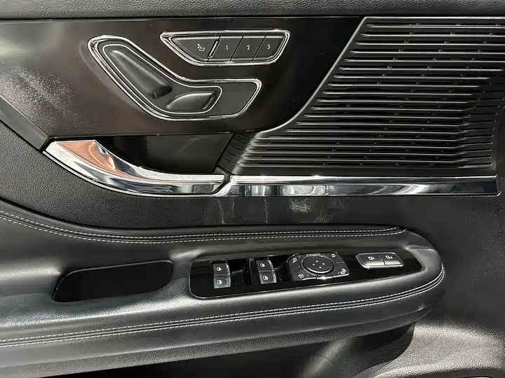2.0T 2WD Premium Trim, Export Available from China 5