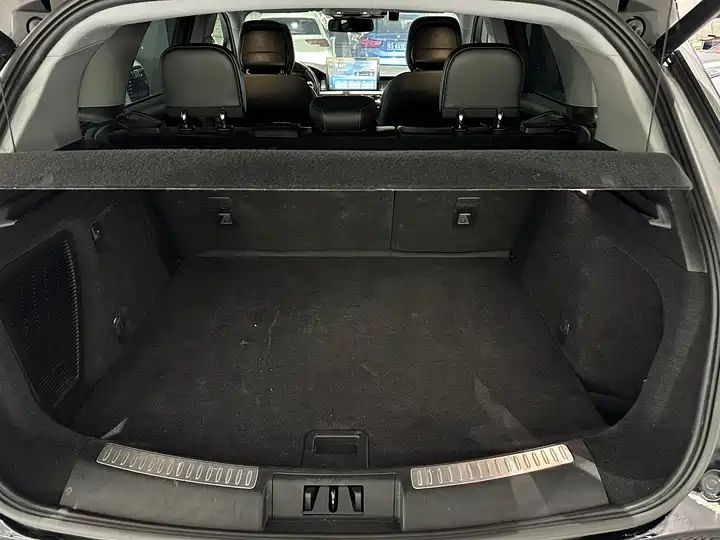 2.0T 2WD Premium Trim, Export Available from China 15
