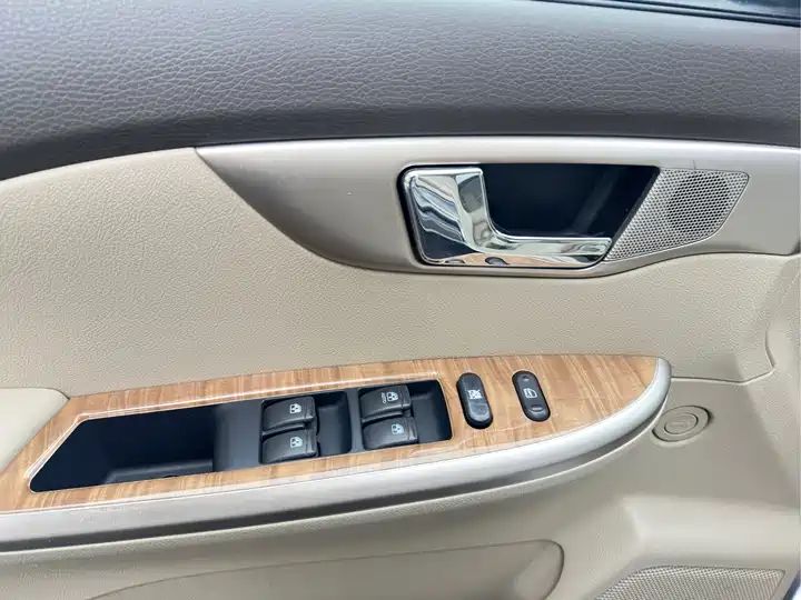 Automatic Classic Edition, Used Car from China 12