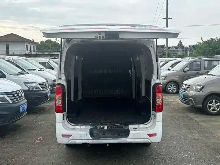 2018 1.5L Comfort High-roof Van Double Door 4G15S Used Car for Export 6