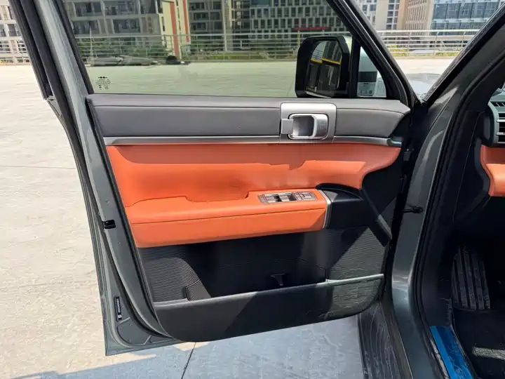 190KM AWD Ultra PHEV SUV | China Export 9