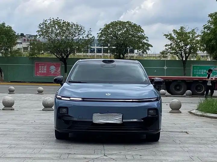 2025 550KM LiDAR Version Used EV for China Export 1