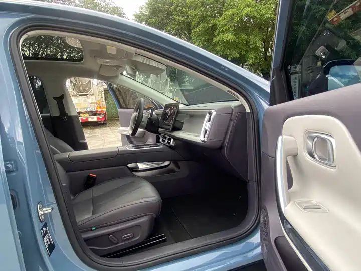 2025 550KM LiDAR Version Used EV for China Export 8