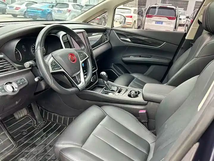 Automatic Smart Premium 7-Seater | Used Car for Export 3