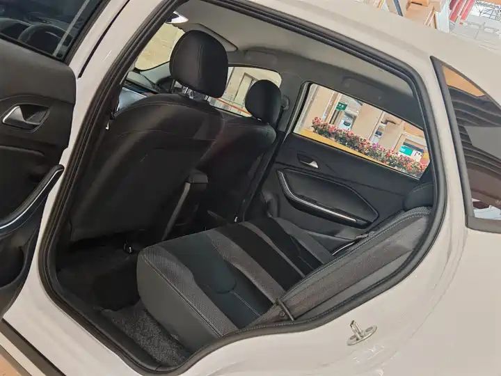 1.5L CVT Supreme | Used Car Export from China 4