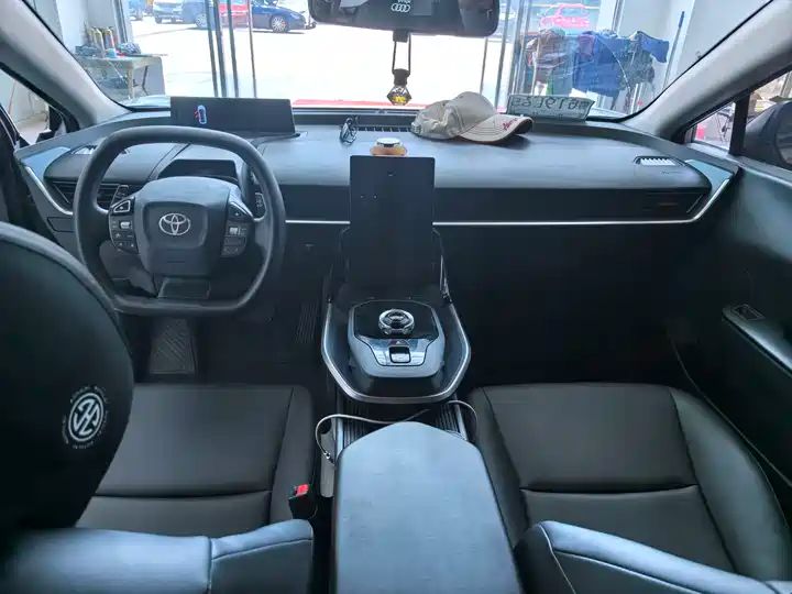 517km Elite PRO Electric Sedan | China Used Car Export 8