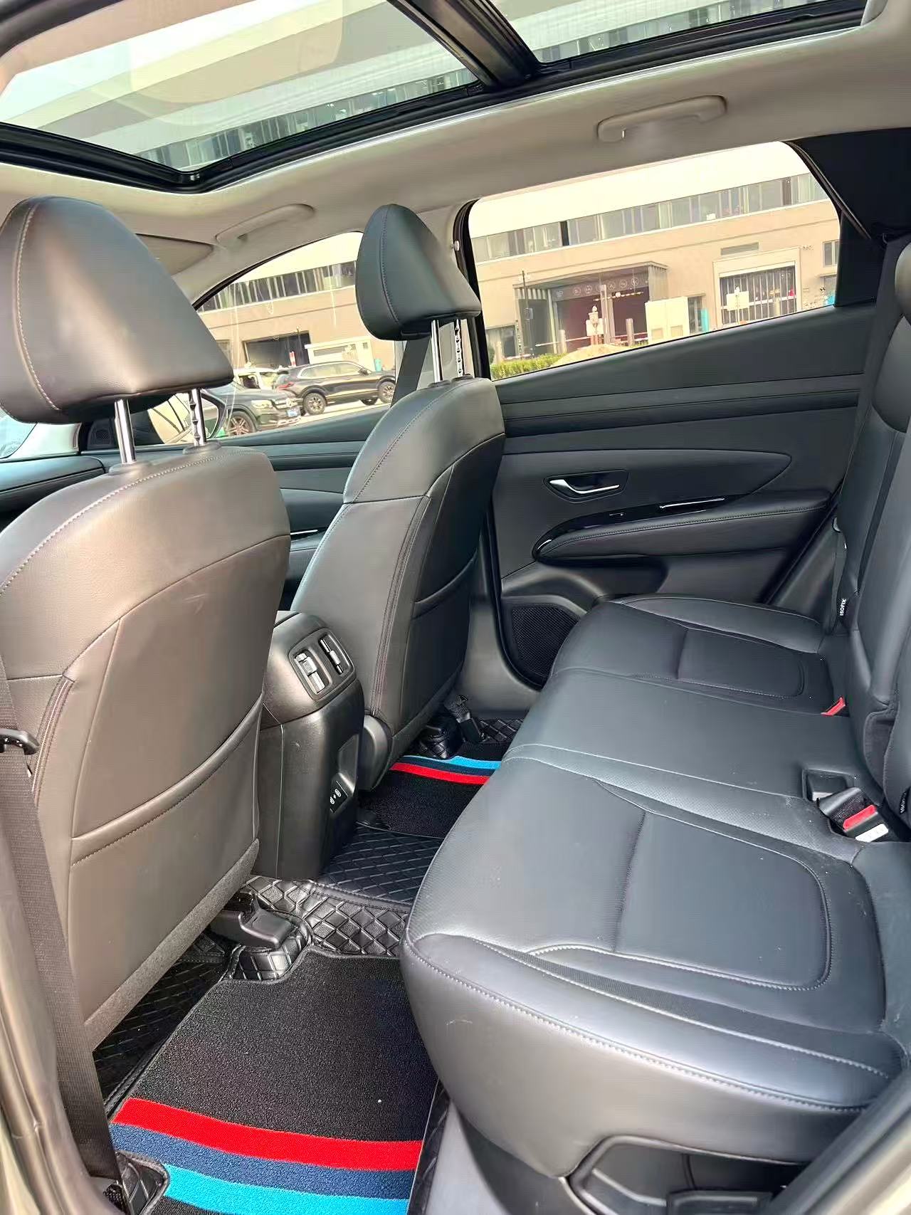 Premium Edition, Automatic Gearbox SUV, Quality Used Car Export from China 6