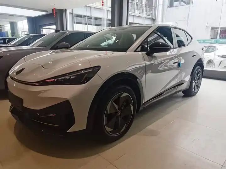 Pure Brand New 0km Left Hand Drive EV, 426km Range, Chinese New Car Export