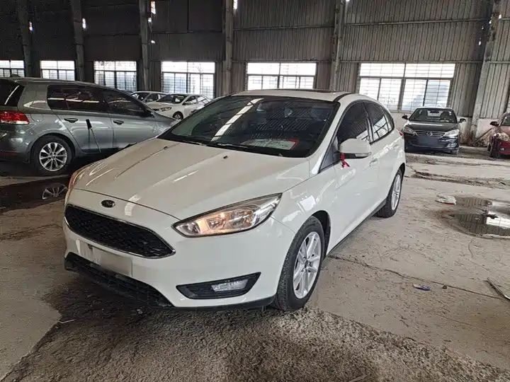Classic 1.6L Automatic Trend Smart Drive LHD Hatchback Used Vehicle From China For Ghana & Nigeria Import