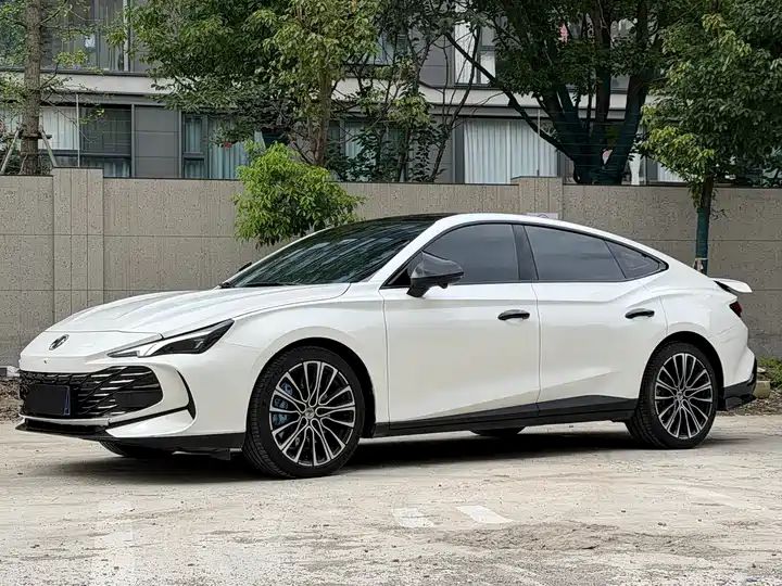2.0T Automatic Supreme Luxury LHD | Chinese Second Hand Car Export to Ghana, Algeria, Nigeria