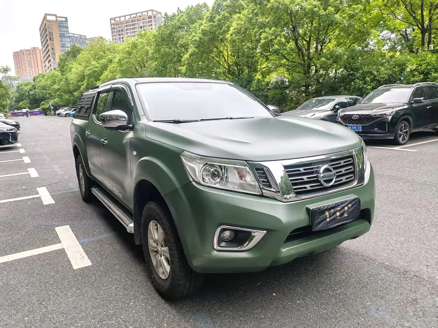 Two Wheel Drive Luxury Auto Left Hand Drive, Wholesale Chinese Used Pickup for Africa Importers